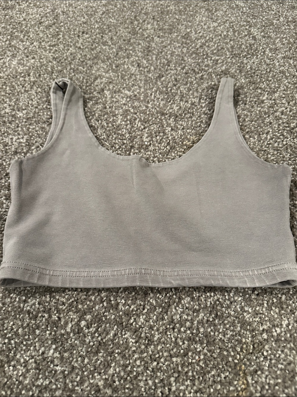 Essential Scoop-Neck Crop Tank in Gray